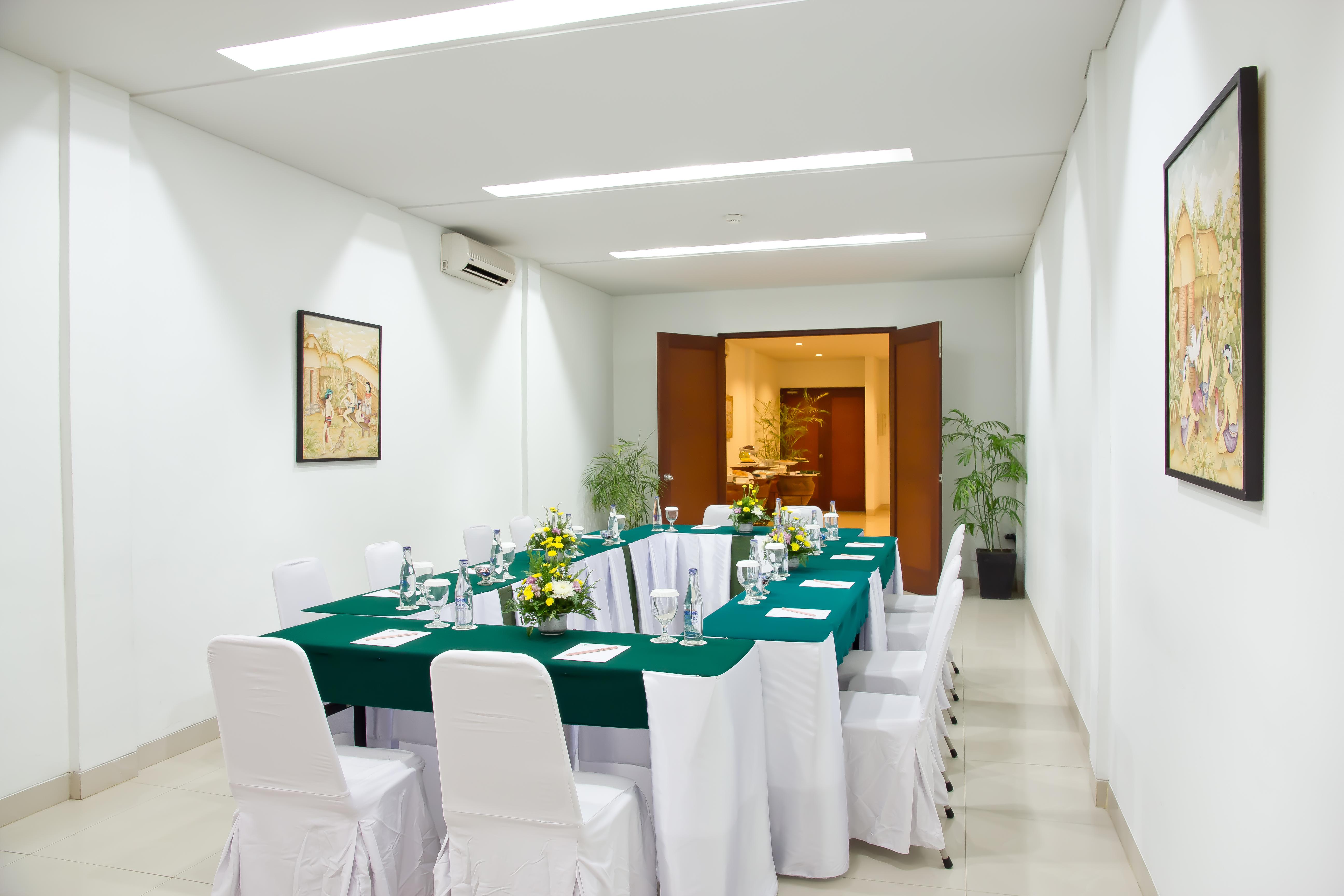 The Rani Hotel & Spa Kuta  Exterior photo
