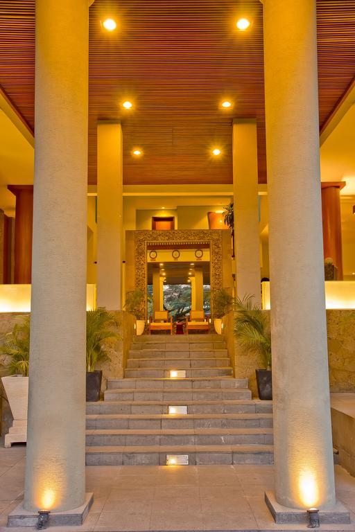 The Rani Hotel & Spa Kuta  Exterior photo